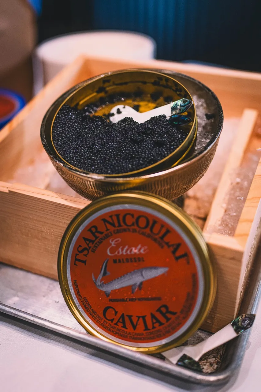 Exklusive Caviar und Trueffel Spezialitaeten